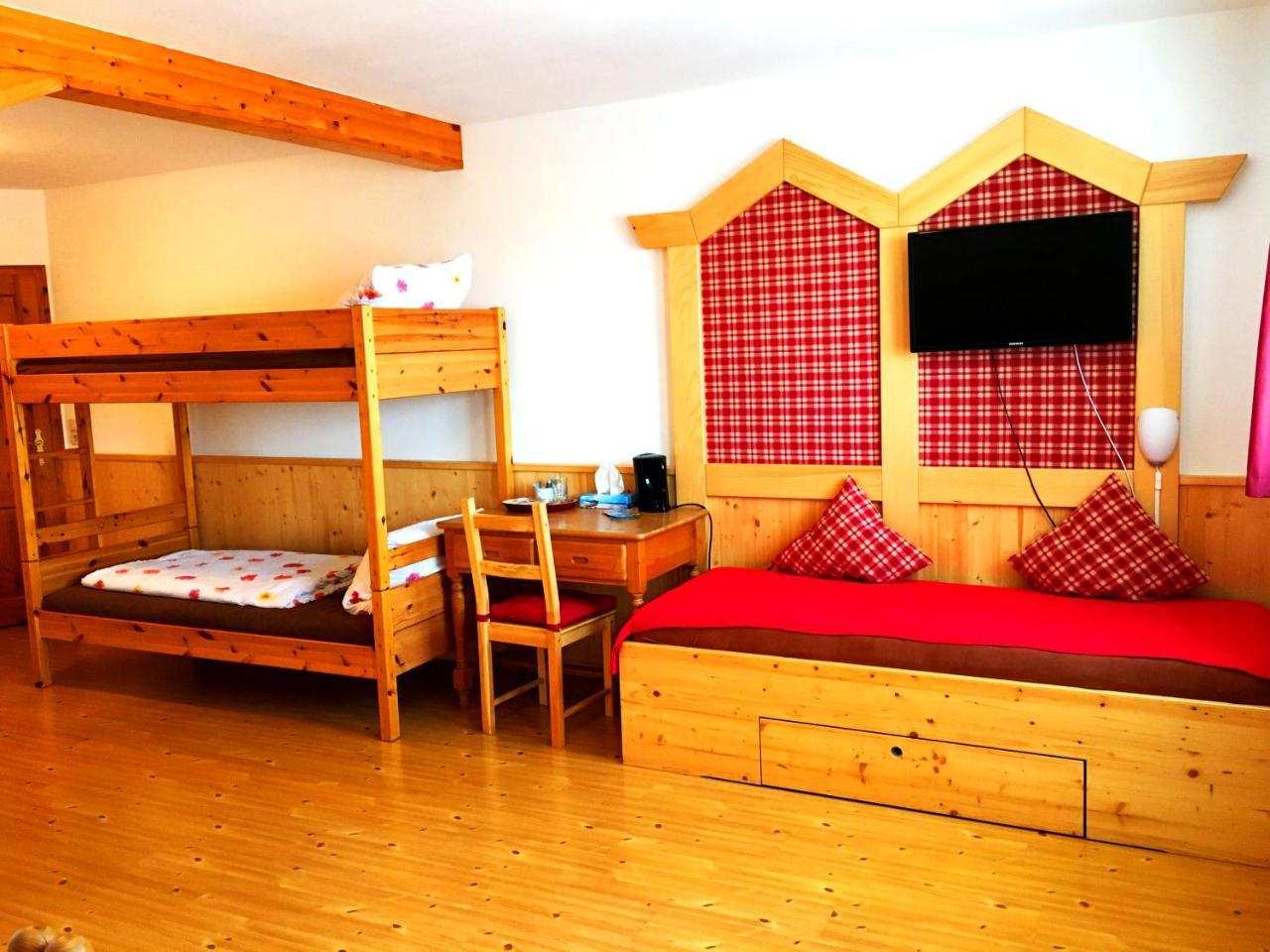 Hotel Landgasthof Sonne Mahlberg Exterior foto